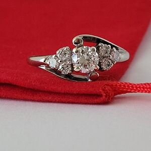 ❤️14k Size 6.5 Precious Solid White Gold Genuine Diamond Ring! 👌🎁